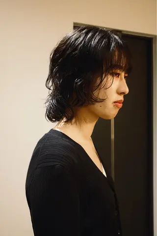 ミディアム パーマ 星 美羽のヘアスタイル