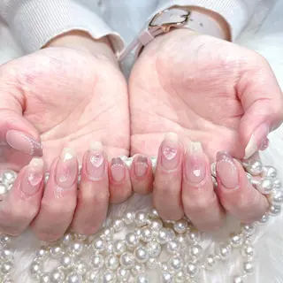 ネイル Go  Today シェアサロン 新宿Gratia店所属・杉山 栞のネイルデザイン