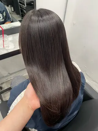 セミロング レイヤーカット/ 縮毛矯正/ミサキ💐のヘアスタイル