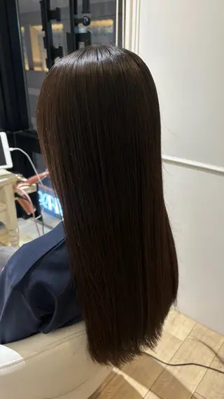 セミロング カラー ♣️似合わせカット 艶髪カラーYUUGAのヘアスタイル