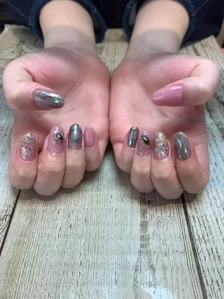 ネイル imymemine所属・渡邊 束紗のネイルデザイン