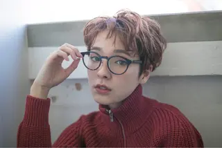 ショート pole/apartment所属・💓パーマ，💗 レイヤーカットのヘアスタイル