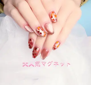 ネイル pink ladyサロン所属・べ にのネイルデザイン