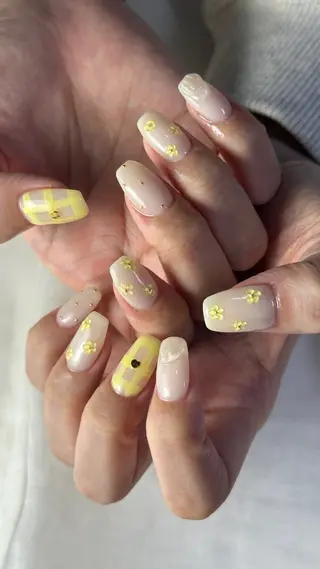 ネイル うにゃねいる🌷 Mayaのネイルデザイン