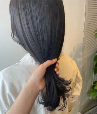 ロング カラー NOEL所属・フェイシャルエステ Utaiのエステ・リラクイメージ