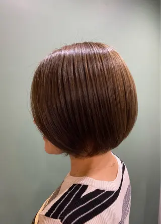 ショート カラー relond TAKEのヘアスタイル