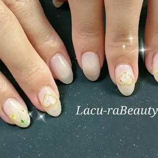 ネイル 小顔と腸の専門店 ラクーラビューティのエステ・リラクイメージ