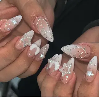 ネイル Lyna 池袋のネイルデザイン