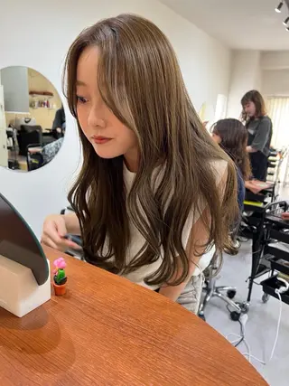 ロング カラー トレンドと似合わせ/ マンツーマン/西上楓のヘアスタイル