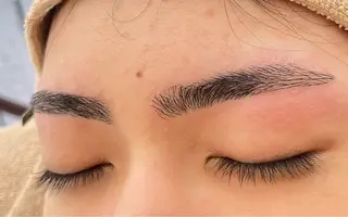 メンズ アイブロウ anela MOMOKA🎀のマツエク・マツパデザイン