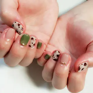 ネイル VIOLUS所属・VIOLUS 関目のネイルデザイン