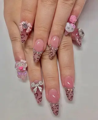 ネイル Lee Nailsのネイルデザイン