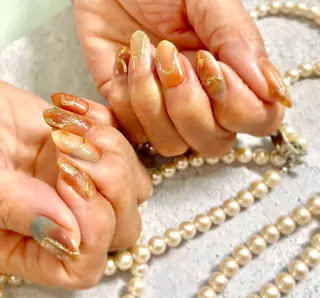 ミディアム BURGUNDY 🌹eriのネイルデザイン