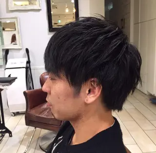 ショート メンズ GO TODAY SHAiRE SALON　下北沢店所属・冨永 志穂の眉毛・アイブロウイメージ