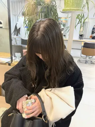 セミロング カラー 艶カラー 🤍🫧/makoのヘアスタイル