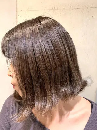 ミディアム カラー ハイライトが 得意なニキです😊のヘアスタイル