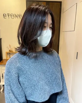 ミディアム 顔まわりレイヤー/ bob及川亜沙美のヘアスタイル