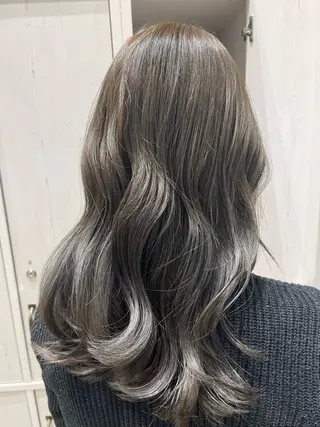 ロング 後藤 由希のヘアスタイル