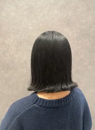 ミディアム ラッシュ所属・松岡 音羽/東大阪𓈒𓋜のヘアスタイル