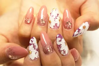 ネイル nail&eyelash Famille池袋東口店所属・Tanaka Nailistのネイルデザイン