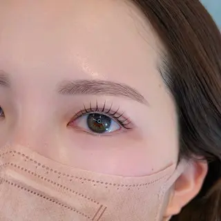 マツエク・マツパ アイブロウが得意◎ 荻野栞のマツエク・マツパデザイン