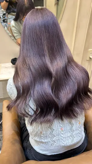 ロング カラー Blanche by artina川崎店所属・ゆう🫧 透明感/ハイトーンのヘアスタイル