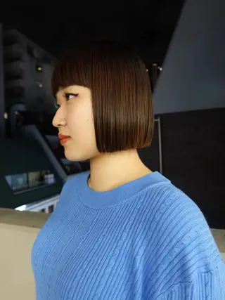 ショート ハイトーン／bob 美容師🧁SONAのヘアスタイル