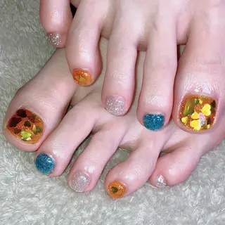 ネイル haleyume所属・shino🌟 痛ネイルのネイルデザイン