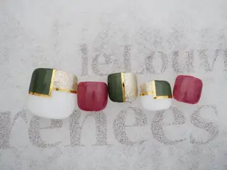 ネイル Laule'a Jr 🎀ネイリスト🌼のネイルデザイン