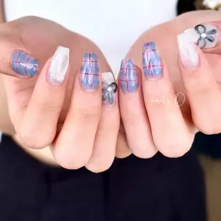 ネイル 大人可愛いネイル🎗 Hinaのネイルデザイン