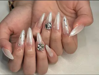 ネイル モニカ アキイのネイルデザイン