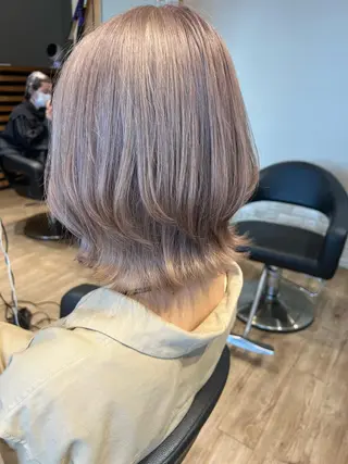 カラー 早川 真幸のヘアスタイル