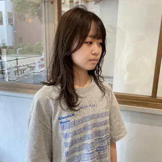 セミロング カラー 神戸元町店 スタッフのヘアスタイル