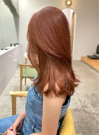 セミロング カラー レイヤー/柔色 カラー/SAkiのヘアスタイル