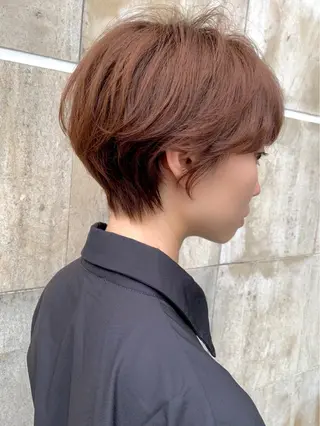 ショート カラー ミヤザキ タクトのヘアスタイル