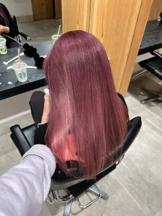 ロング 艶髪 RYOSEIのヘアスタイル