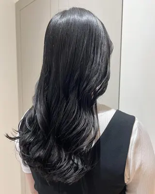 ロング カラー ヘアアレンジ 暗髪カラー🫐パーマ おくだりんかのヘアスタイル