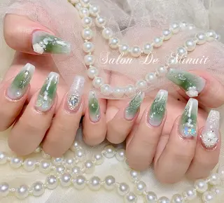 ネイル Momo 🤍のネイルデザイン