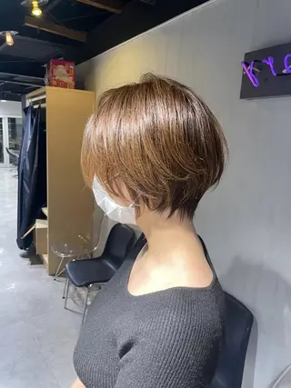 カラー 韓国スタイル🇰🇷 トレンドレイヤー🪡のヘアスタイル