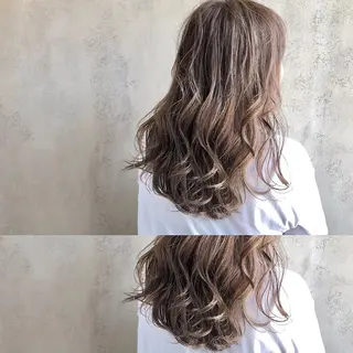 セミロング カラー ツキノキ ミナのヘアスタイル