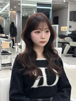 ロング kiti Sakaeのヘアスタイル