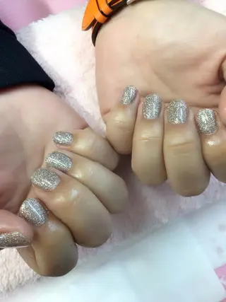 ネイル e.nail所属・和賀井 恵理のネイルデザイン