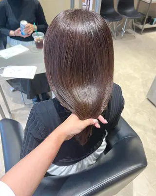 ミディアム ノモト ハルのヘアスタイル
