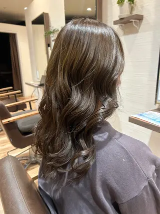 ロング 篠原 来実のヘアスタイル