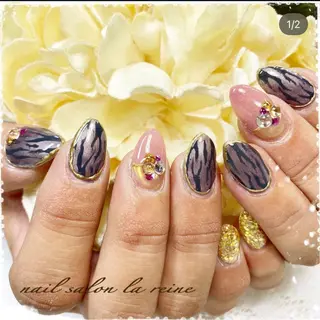 ネイル nail salon  la reine所属・nail salon la reineのネイルデザイン