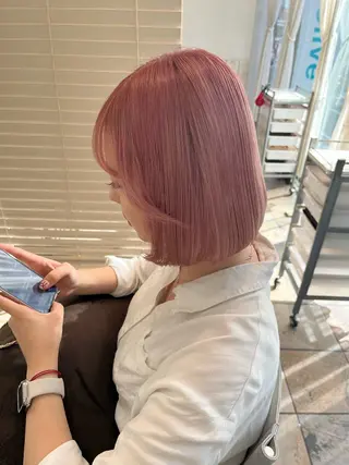 カラー 石井 歩奈のヘアスタイル