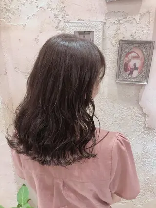ミディアム 代表山口ひな 髪質改善のプロのヘアスタイル