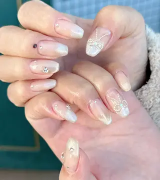 ネイル 新山 聖のネイルデザイン