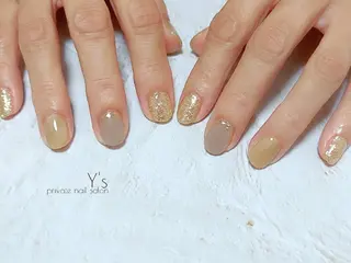ネイル YUMI NAGAI  のネイルデザイン