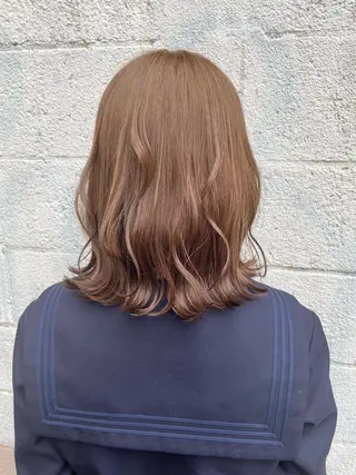 ミディアム カラー ヘアアレンジ にいた　かづしげのヘアスタイル